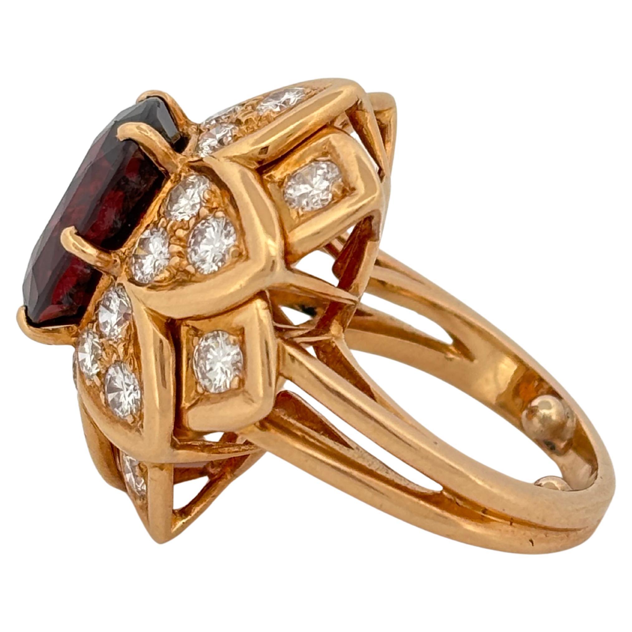 Oval Cut 18K Yellow Gold 7.00 Carat Rhodolite Garnet 2.00ctw G-H VS2 Diamond Burst Ring For Sale