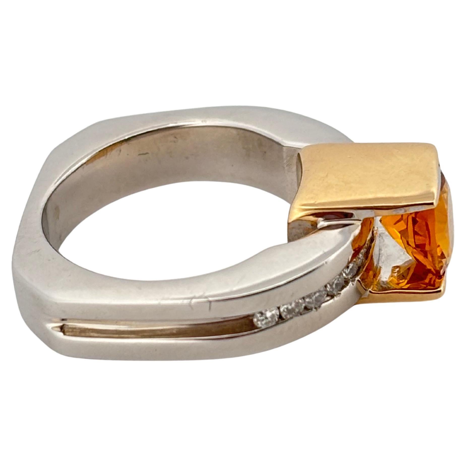 Round Cut 18K White & Yellow Gold 1.10ctw Citrine 0.30ctw Diamond Ring For Sale