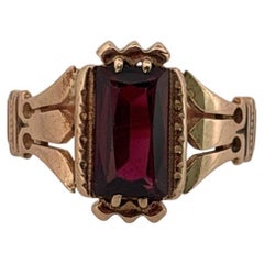Antiker 10K Rose Gold Zarter roter Granat Ring