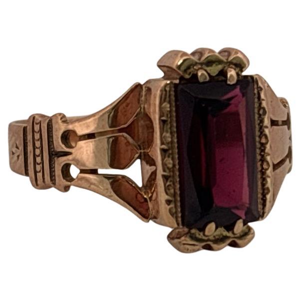 Art déco Bague ancienne en or rose 10K au grenat rouge délicat en vente
