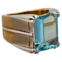Anillo de oro blanco y amarillo de 18 quilates y 5,10 quilates de piedra aguamarina azul talla esmeralda