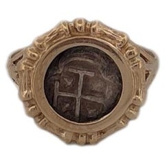 14K Yellow Gold Medallion Ring