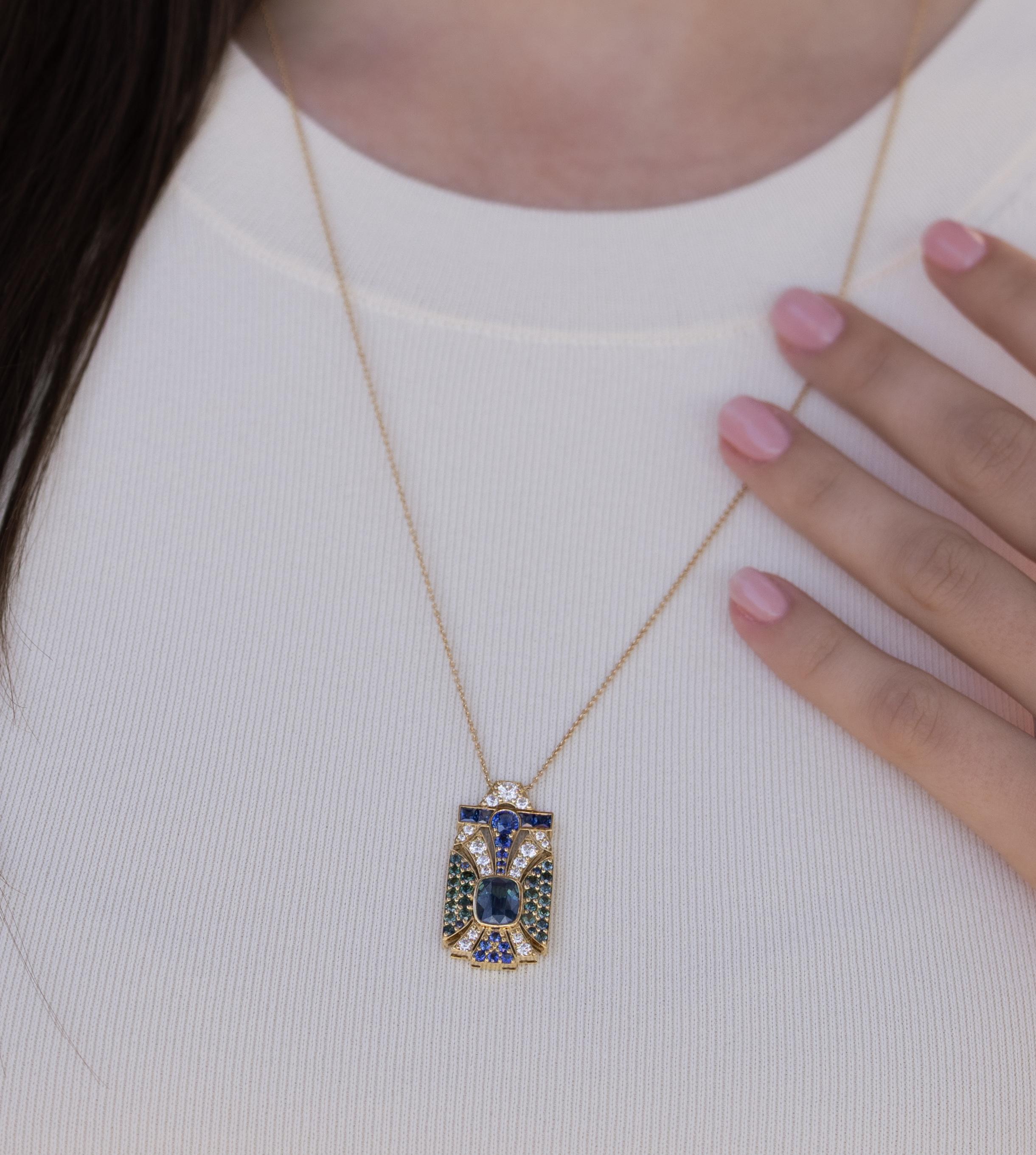 Taglio cuscino Collana in oro giallo 18K con zaffiro bicolore da 3,11 carati e diamante in vendita