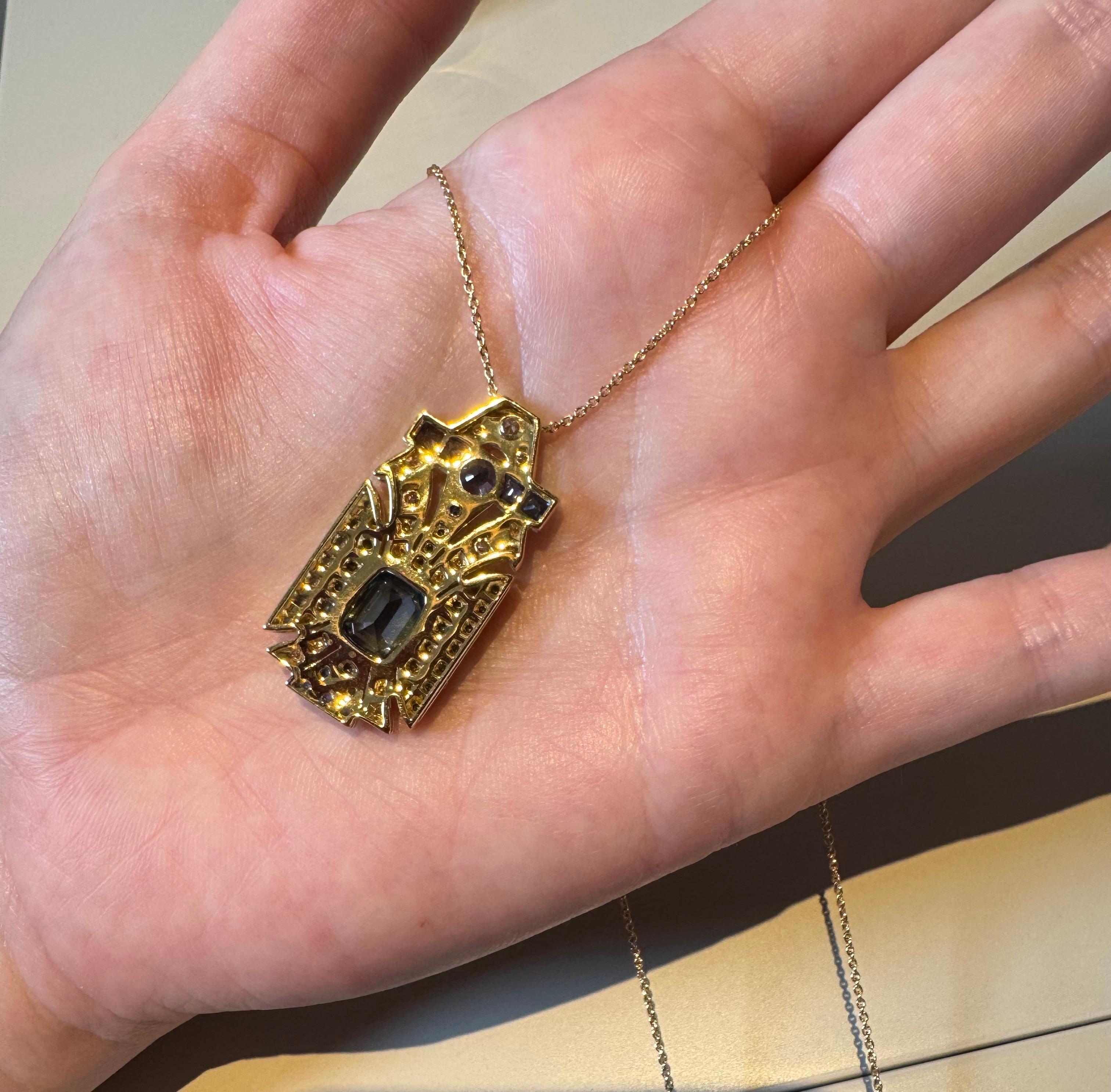 Collana in oro giallo 18K con zaffiro bicolore da 3,11 carati e diamante in vendita 2