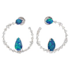 Boucle d'oreille en or blanc 750 millièmes (18K) diamant naturel et opale naturelle