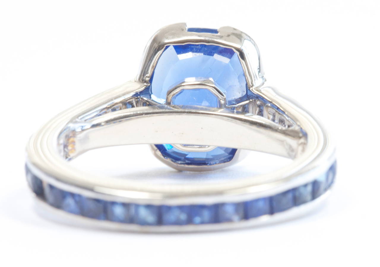 Women's French Ceylon Sapphire Gold Ring