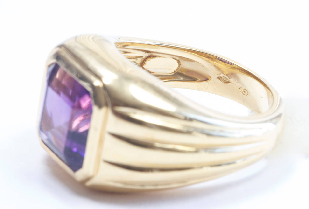 French Purple Amethyst Gold Ring In Excellent Condition In Beverly Hills, CA