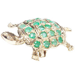 Sweet Emerald Gold Turtle Brooch