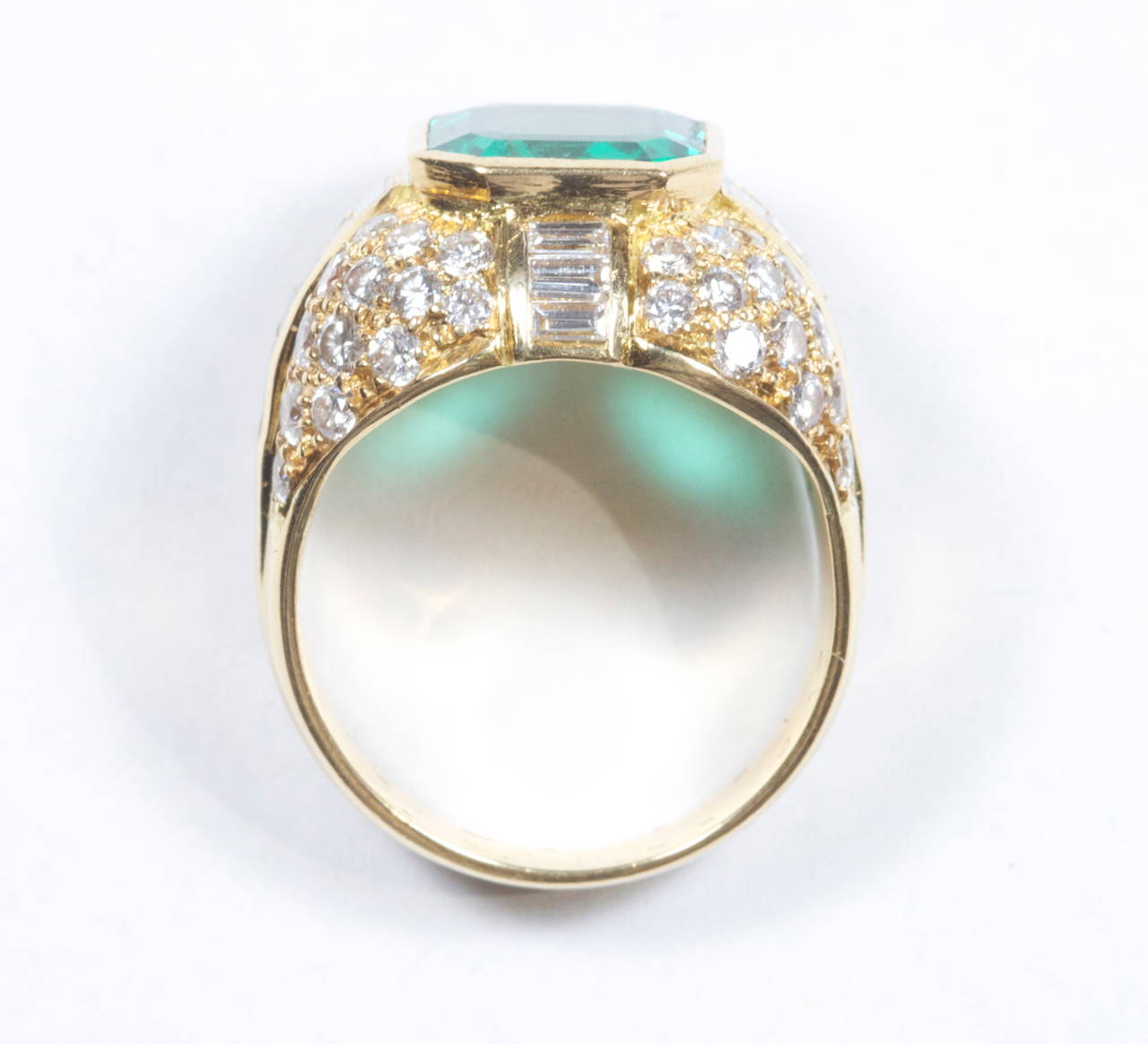 Stunning Colombian Emerald Diamond Gold Ring 1