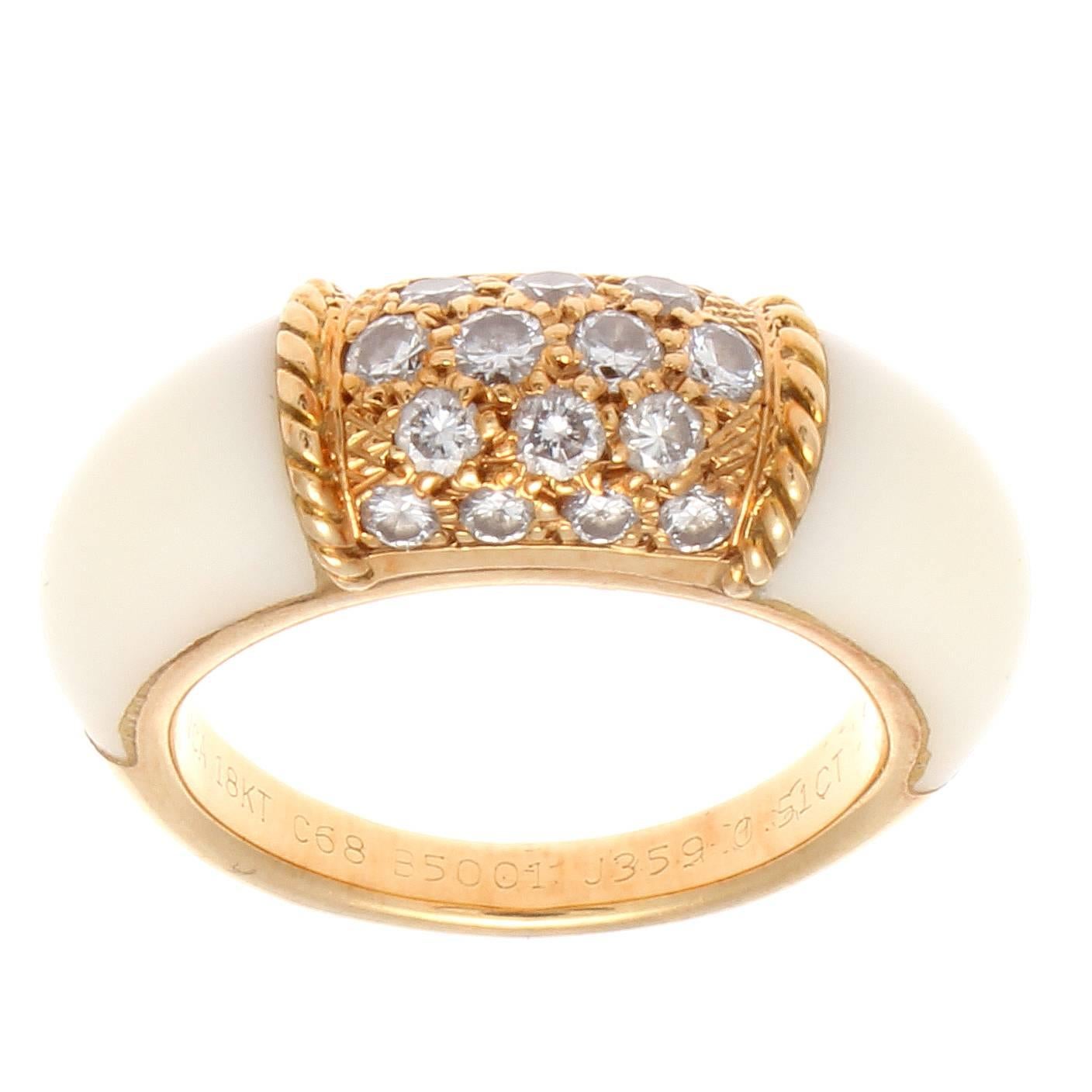 Van Cleef & Arpels White Coral Diamond Gold Philippine Ring