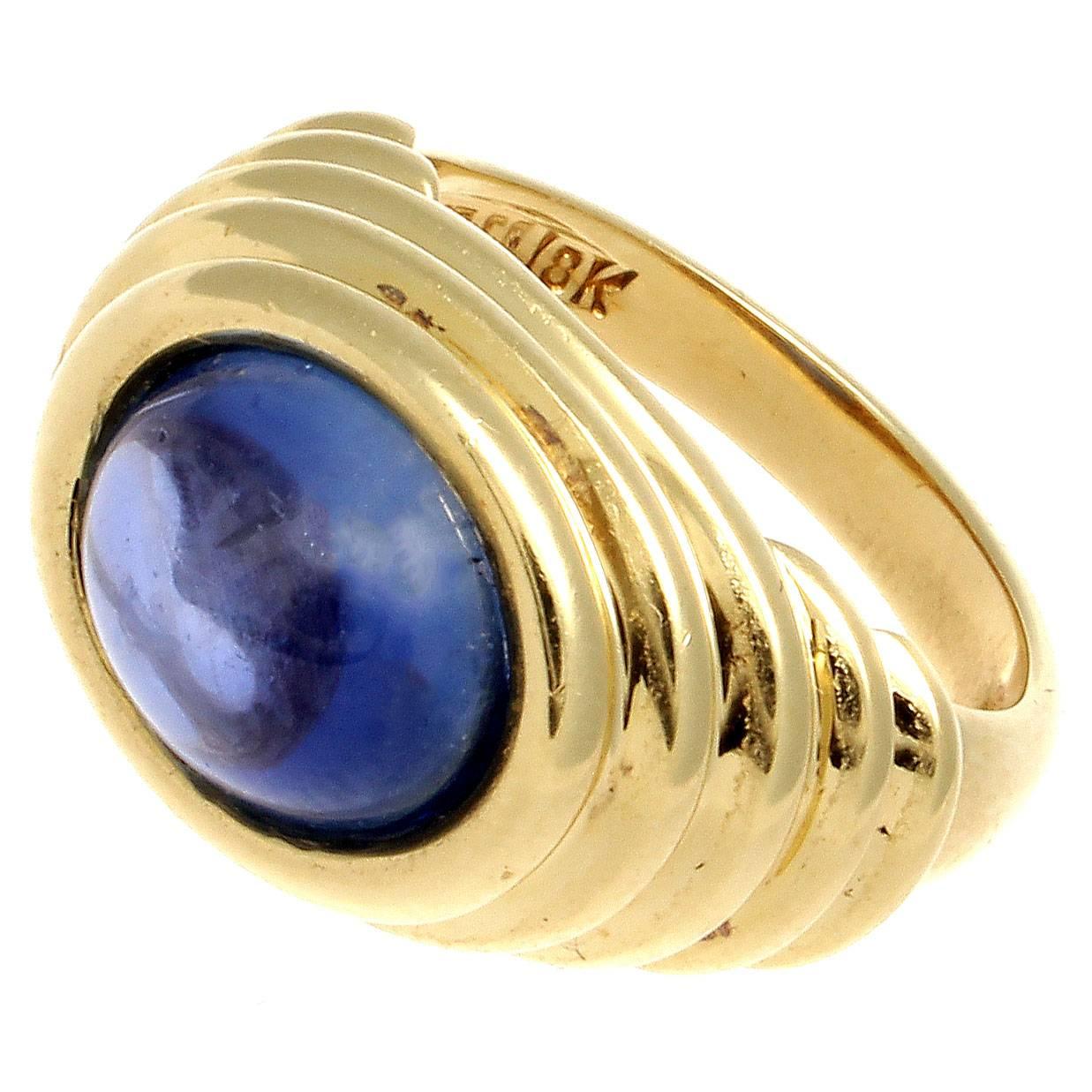 Tiffany 
Co. Sapphire Gold Ring