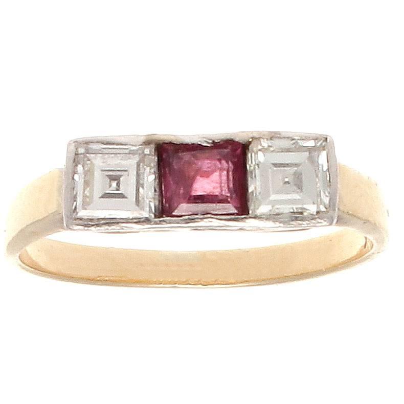 Art Deco Ruby Diamond Gold Ring