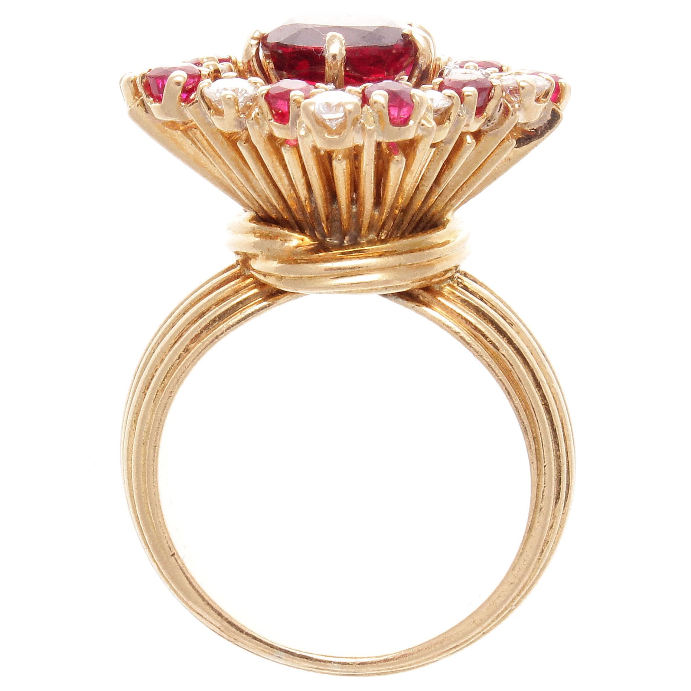 French Retro Ruby Diamond Gold Flower Ring In Excellent Condition In Beverly Hills, CA
