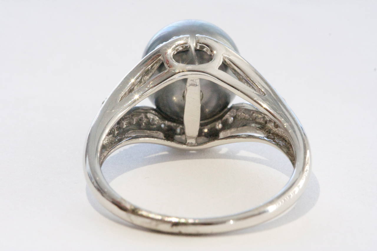 Modern Tahitian Pearl Diamond Gold Ring