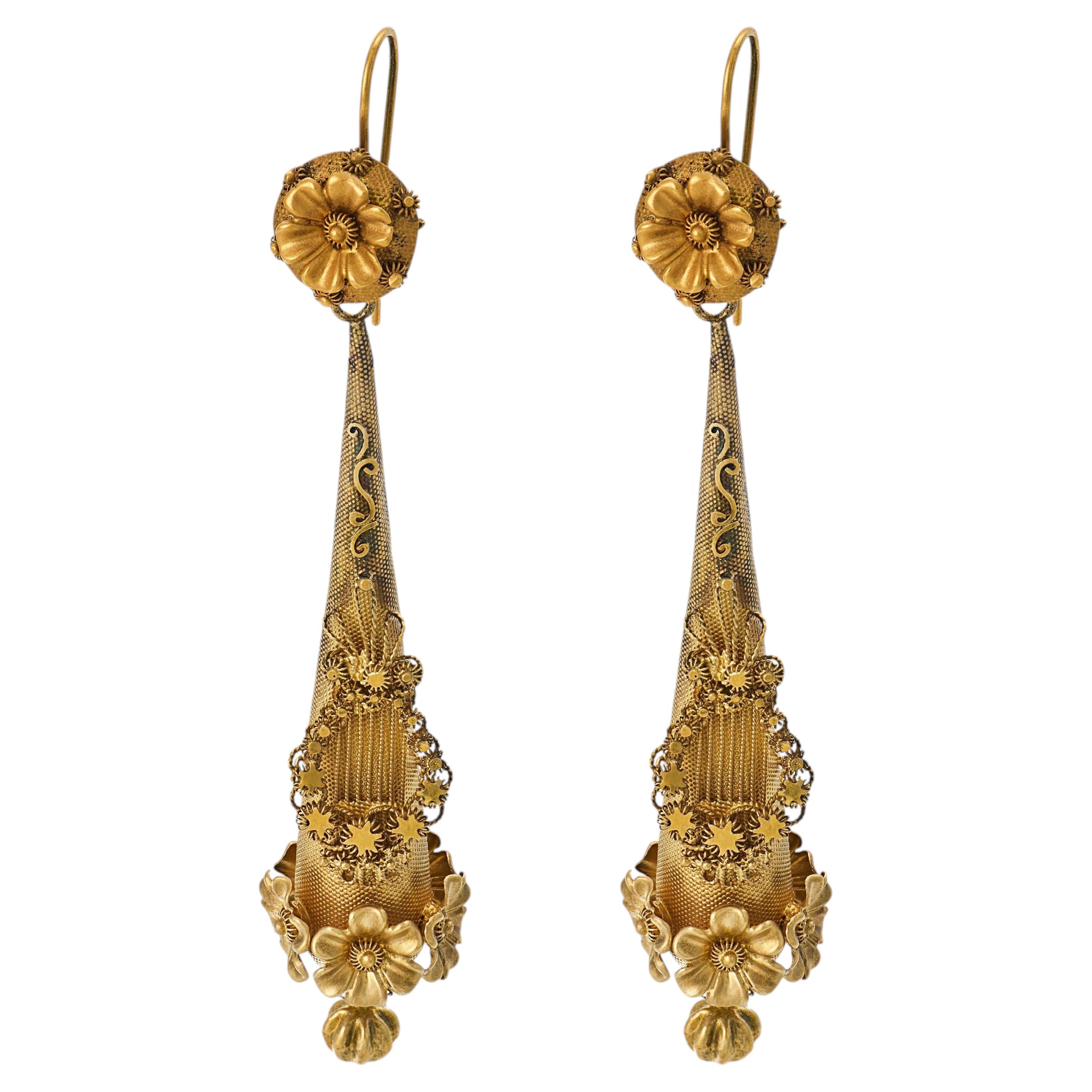 Victorian 21k yellow gold drop earrings For Sale