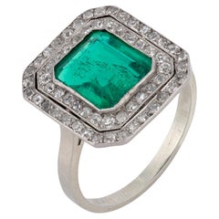 Art Deco 2.00 carat emerald diamond platinum ring