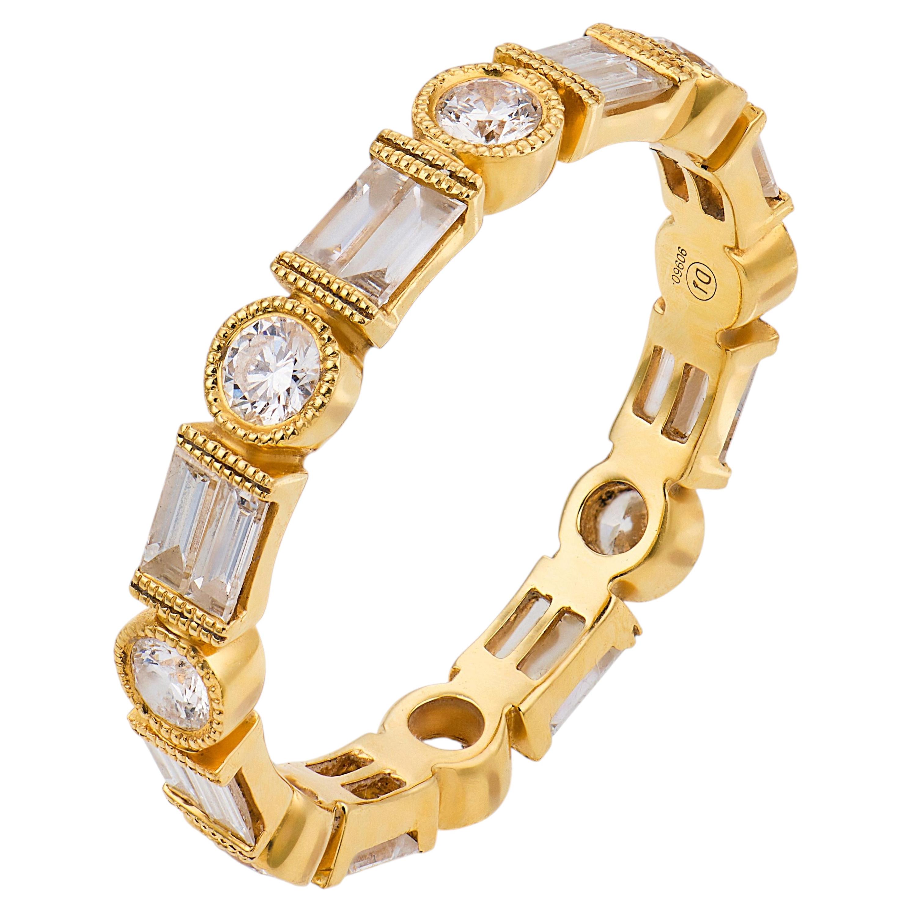 Contemporary 1.55 carat diamond 18k yellow gold eternity band