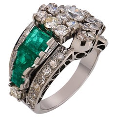 Mid Century 1.70 carat diamond emerald platinum cocktail ring