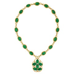 Vintage carved jade 14k yellow gold sautoir necklace
