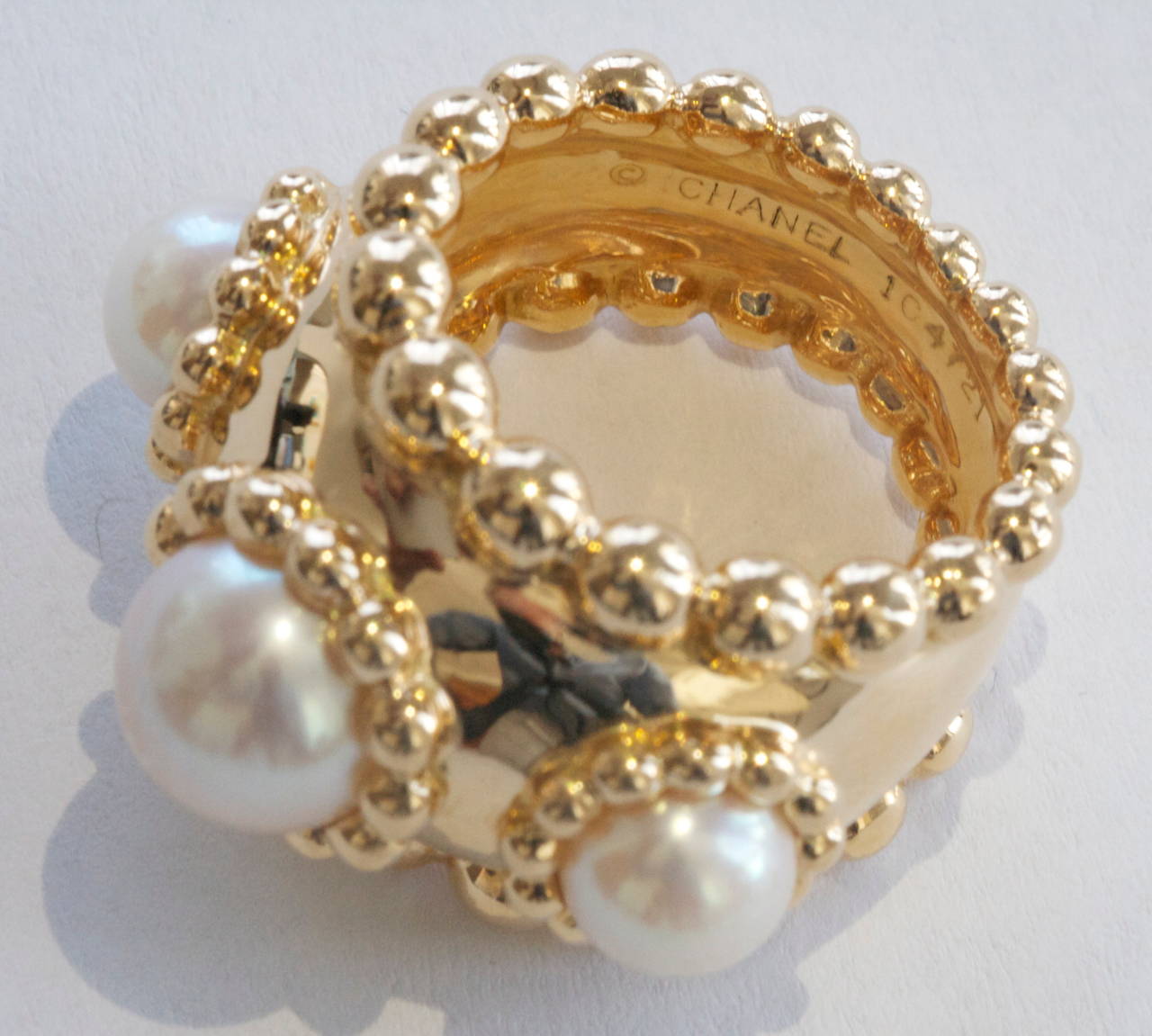 Women's Chanel Three Pearl Gold Ring
