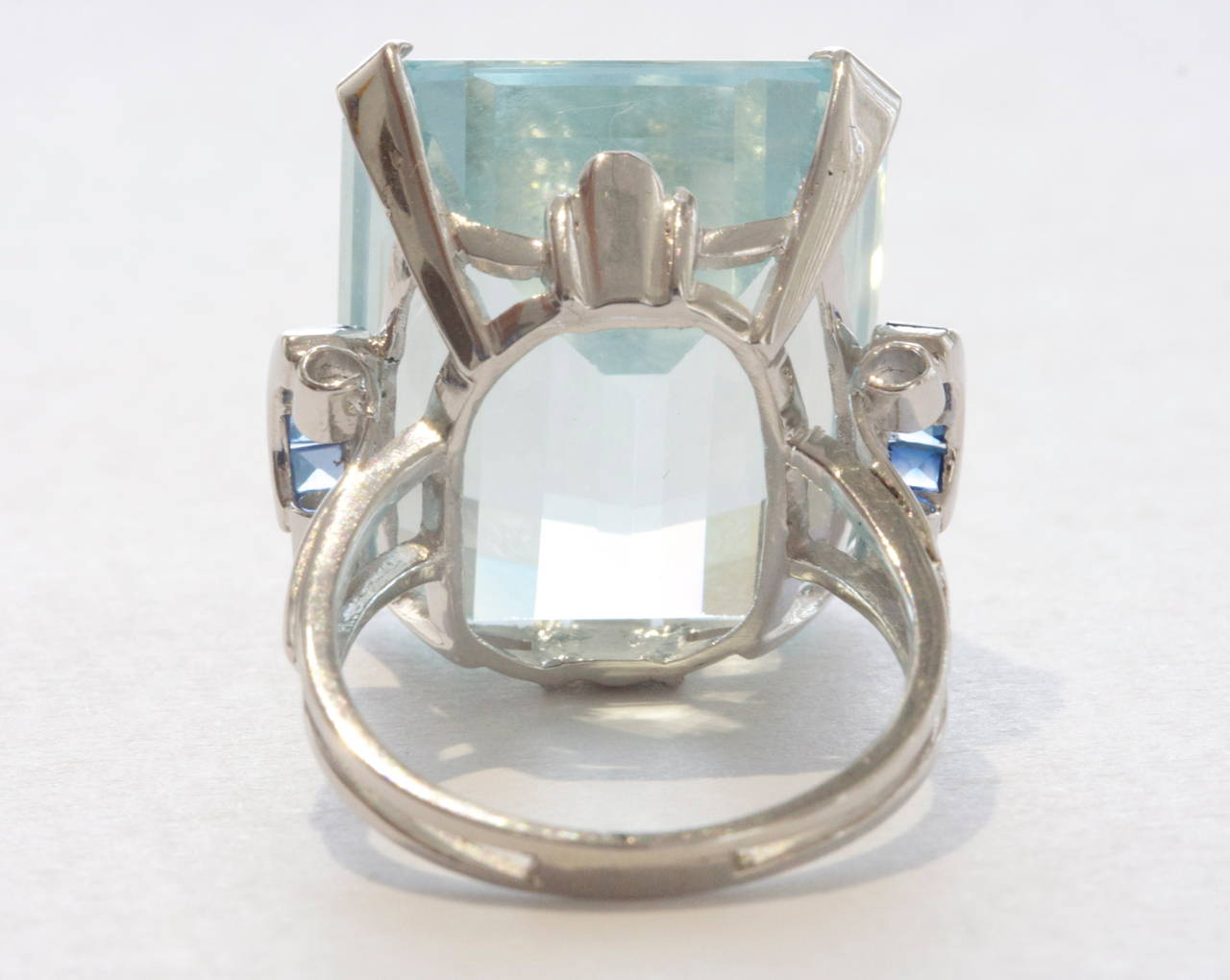 Retro 31 Carat Aquamarine Sapphire Platinum Ring 2