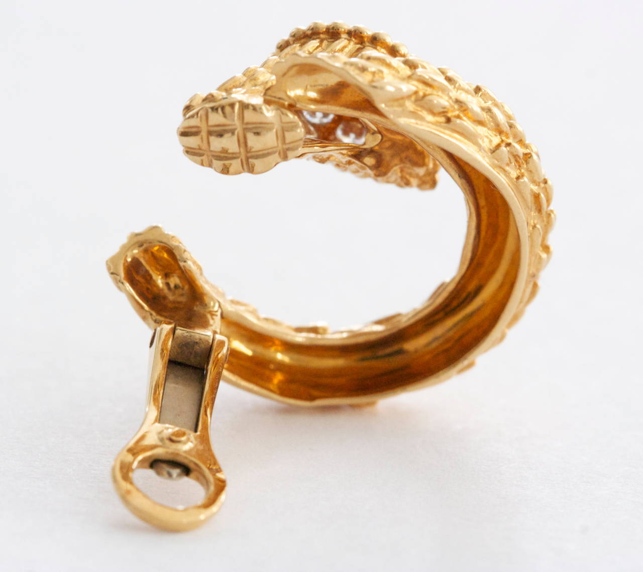 Boucheron Diamond Gold Snake Earrings In Excellent Condition In Beverly Hills, CA