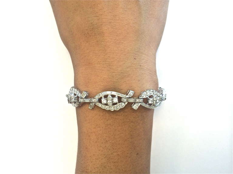 Diamond Platinum Bracelet In Excellent Condition In Beverly Hills, CA