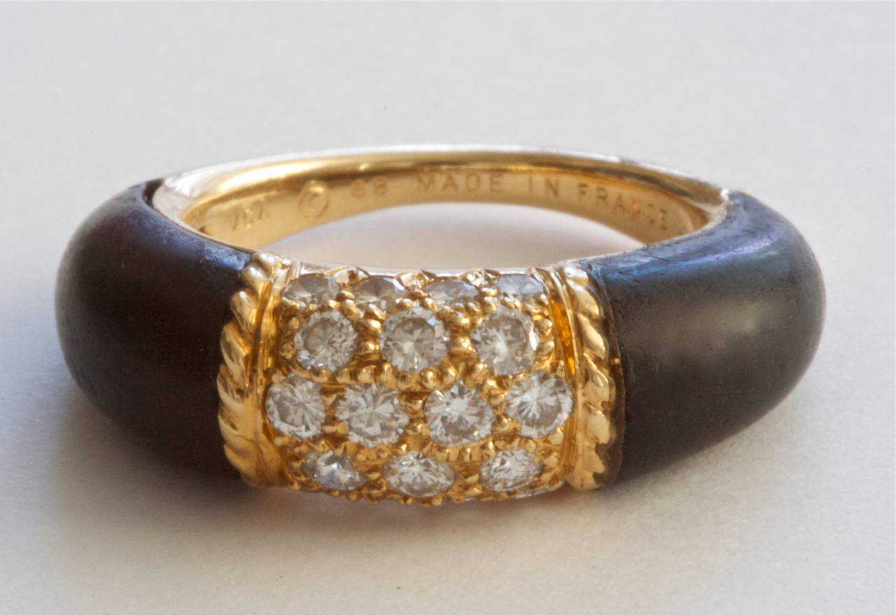 Women's Van Cleef and Arpels Philippine Wood Diamond Gold Ring