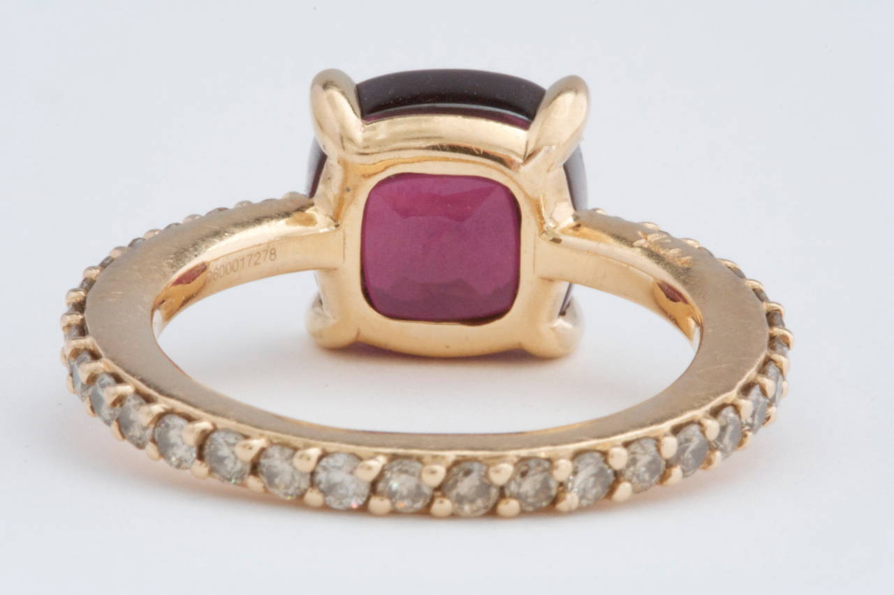 Modern Pomellato Baby Rhodolite Garnet Diamond Gold Ring