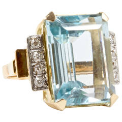 Retro Light Blue Aquamarine Diamond Gold Ring