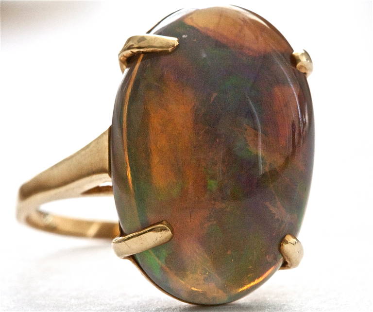 Black Opal Gold Ring In Excellent Condition In Beverly Hills, CA
