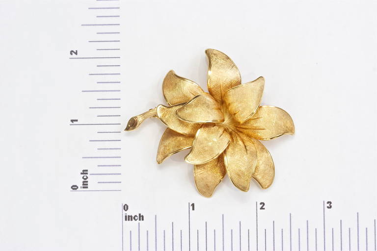 Women's Tiffany Gold Flower Brooch