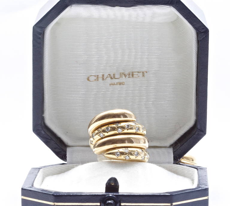 Chaumet Interlocking Diamond Gold Rings 1