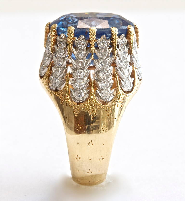 Magnificent Buccellati Natural Sapphire Diamond Gold Ring In Excellent Condition In Beverly Hills, CA