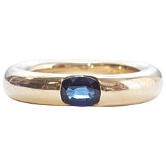 Cartier Goldring mit Ellipsen-Saphir und Gold