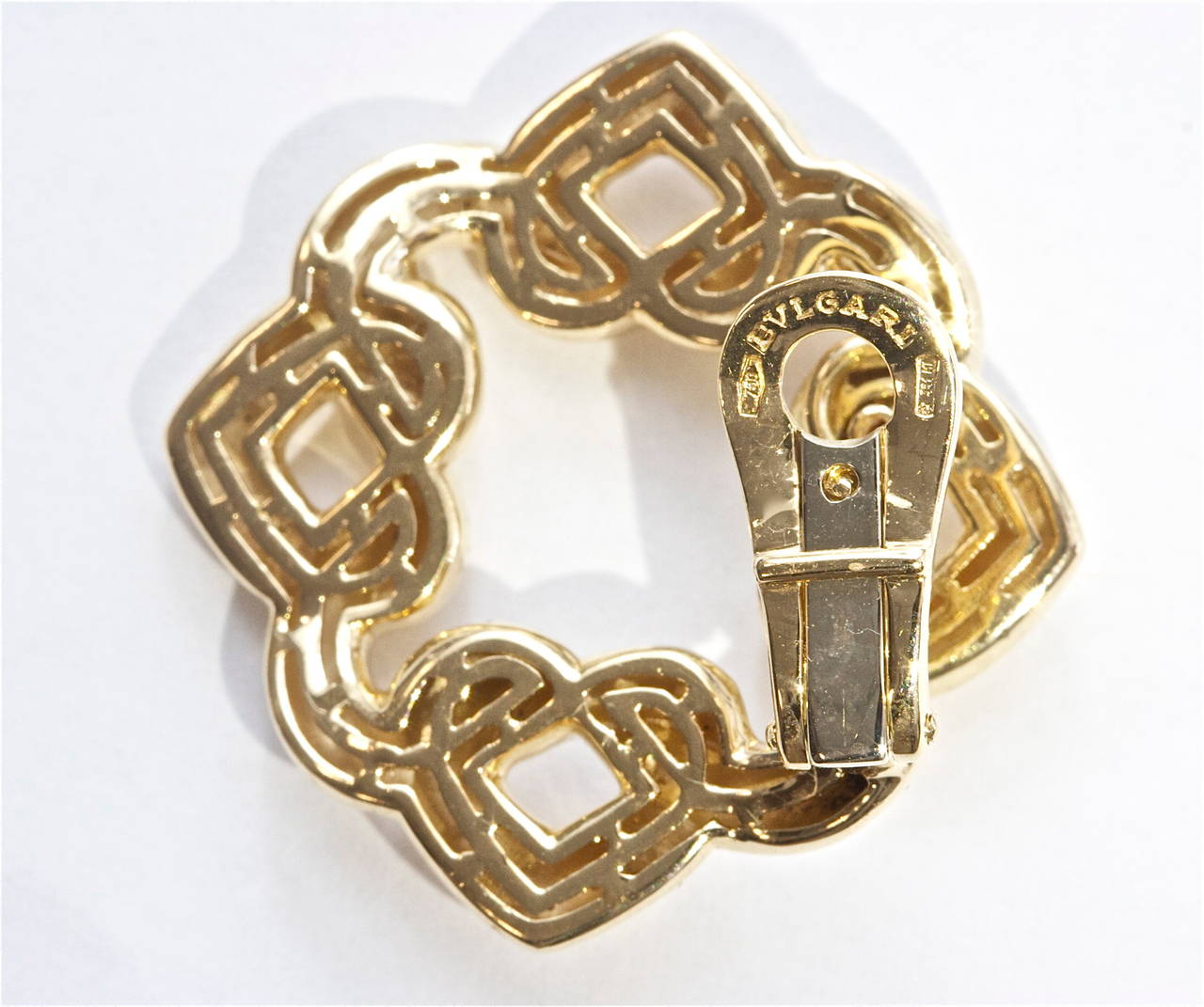 Bvlgari Interlocking Gold Heart Earrings In New Condition In Beverly Hills, CA