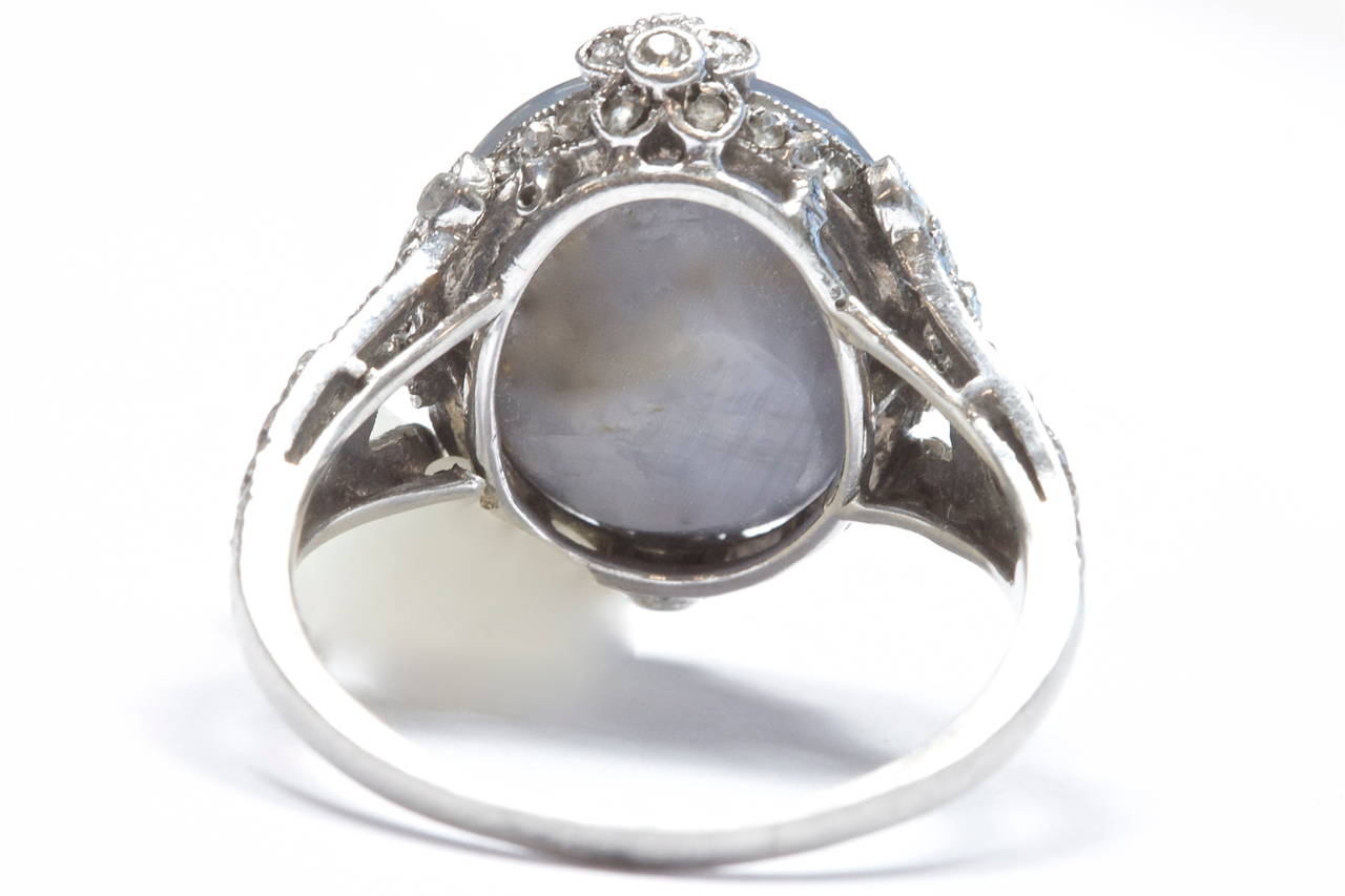 Art Deco Star Sapphire Platinum Ring In Excellent Condition In Beverly Hills, CA
