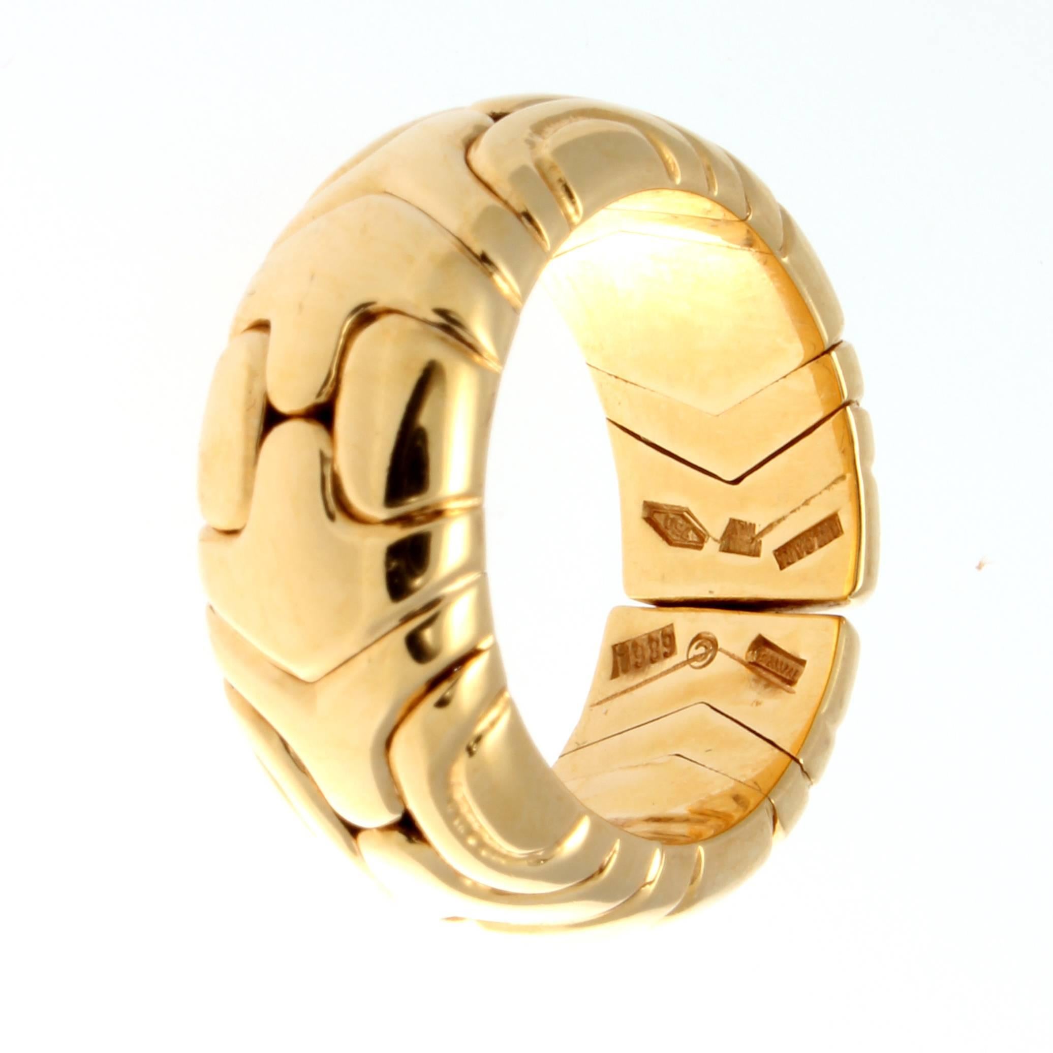 Bulgari Gold Ring In Excellent Condition In Beverly Hills, CA