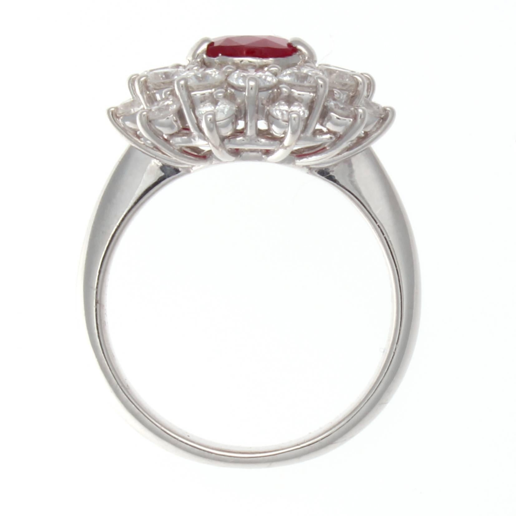 Natural 3 Carat Burma Ruby Diamond Platinum Ring In Excellent Condition In Beverly Hills, CA