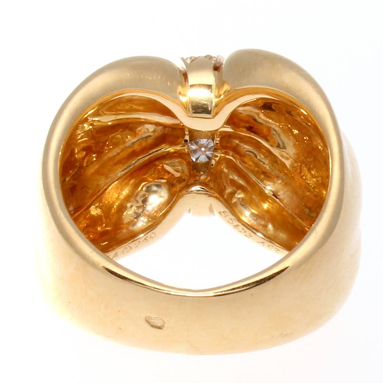 Modern Van Cleef & Arpels Diamond Gold Ring