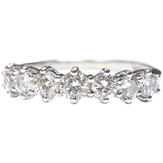 Seven Diamond Gold Ring For Sale at 1stDibs