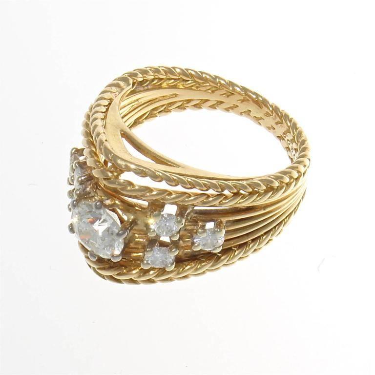 Gubelin Diamond Gold Ring In Excellent Condition In Beverly Hills, CA