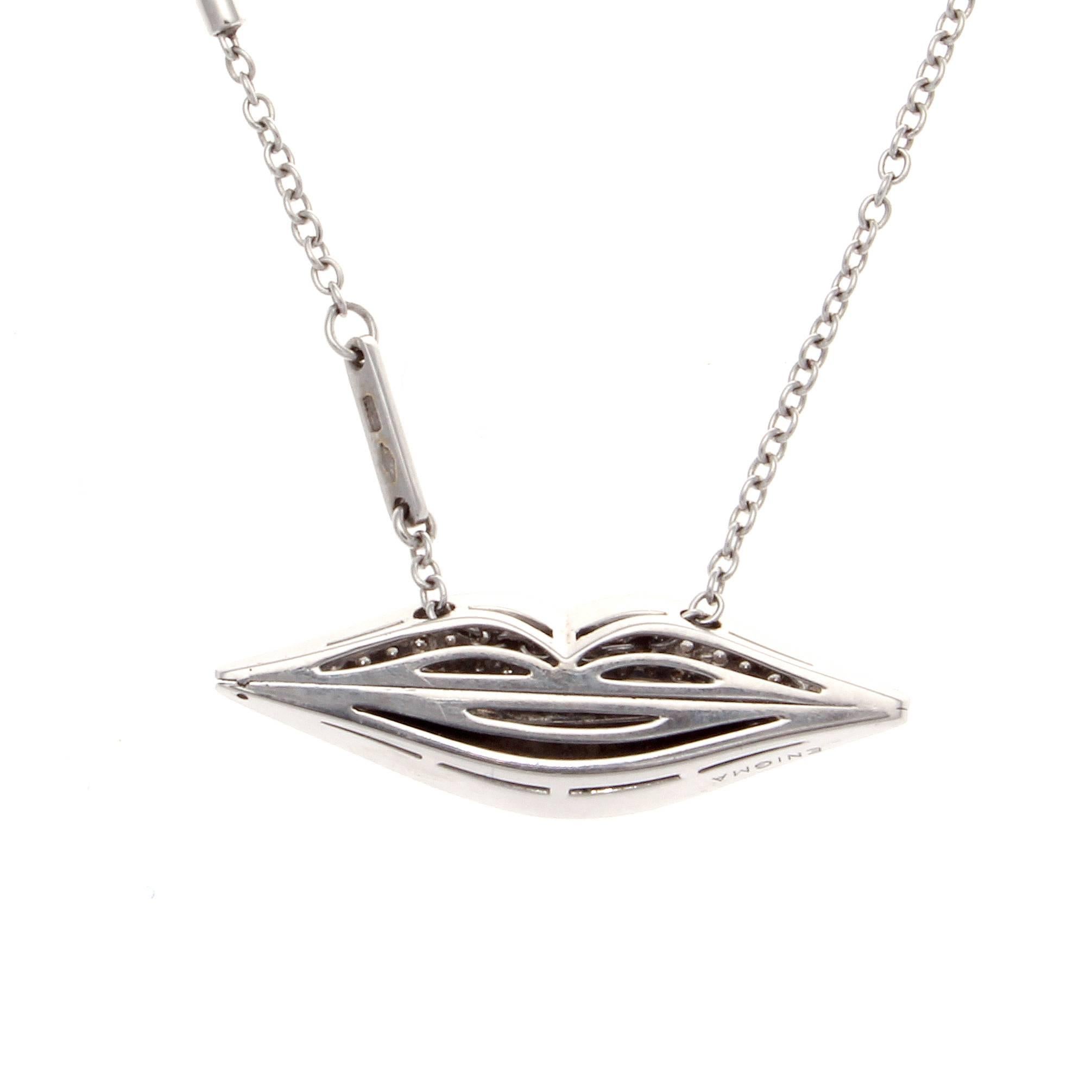 Modern Enigma Diamond Gold Lips Necklace