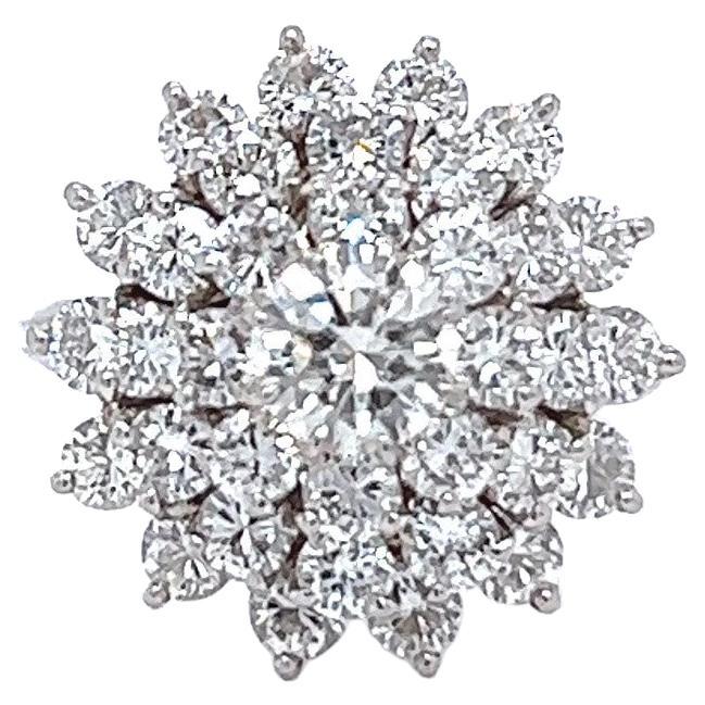 Vintage Brilliant Cut Diamond Daisy Cluster Ring For Sale at 1stDibs
