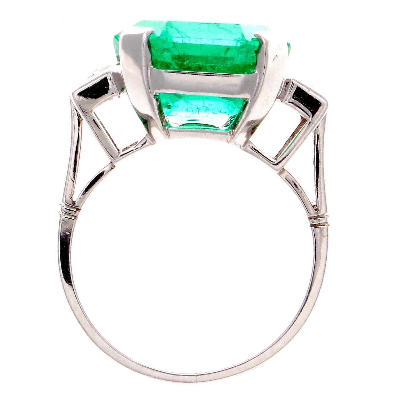 Important 10.03  Carat Colombian Emerald Diamond Platinum Ring 2