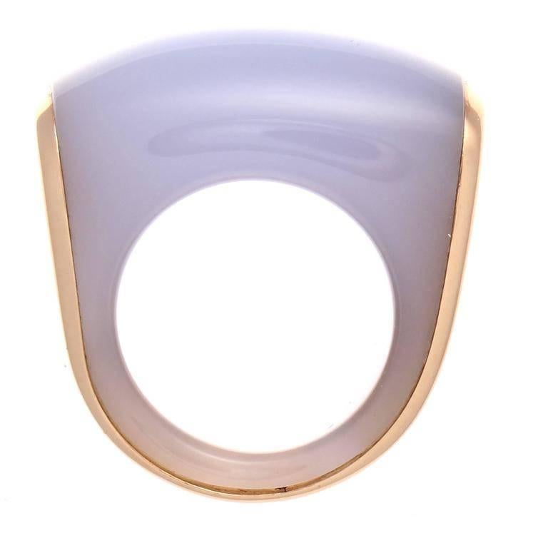 Vhernier Chalcedony Gold Plateau Ring In Excellent Condition In Beverly Hills, CA