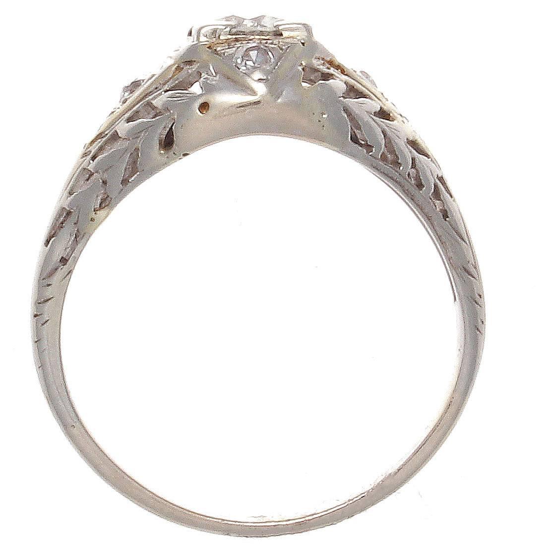 Women's Art Deco Diamond Gold Engagement Ring