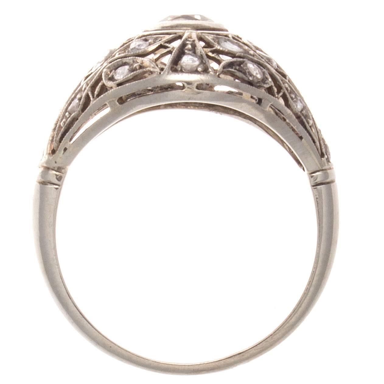 Women's Victorian Diamond Gold Engagement Ring