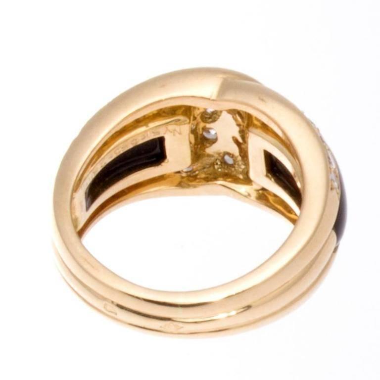 Women's Van Cleef & Arpels Onyx Diamond Gold Ring