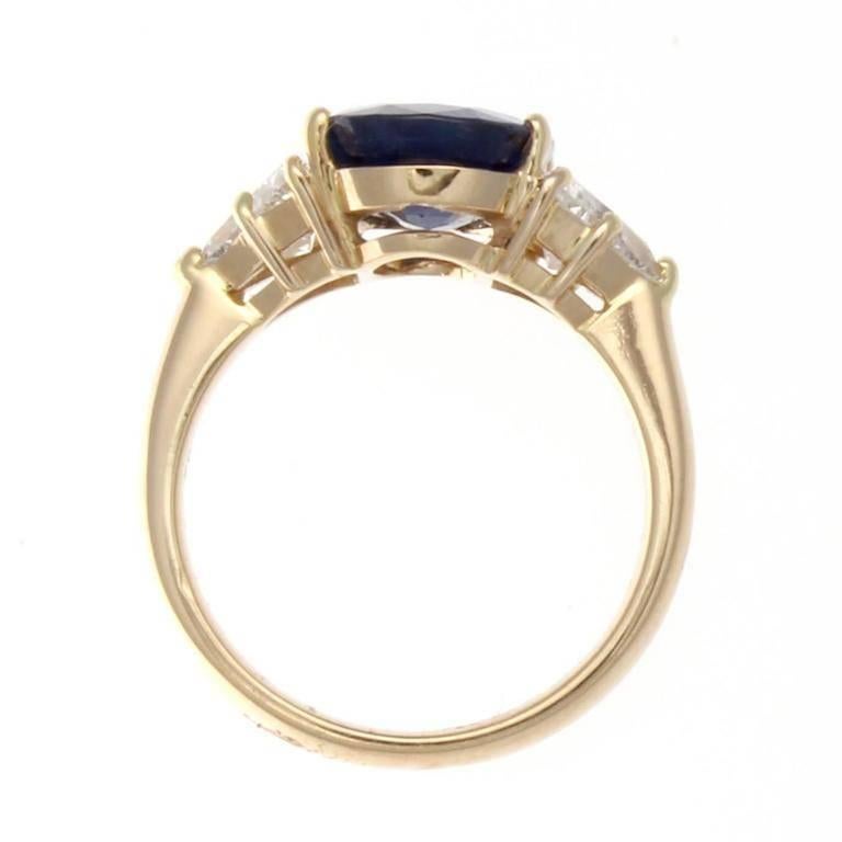 Natural 4.22 Carat Sapphire Diamond Gold Ring In Excellent Condition In Beverly Hills, CA